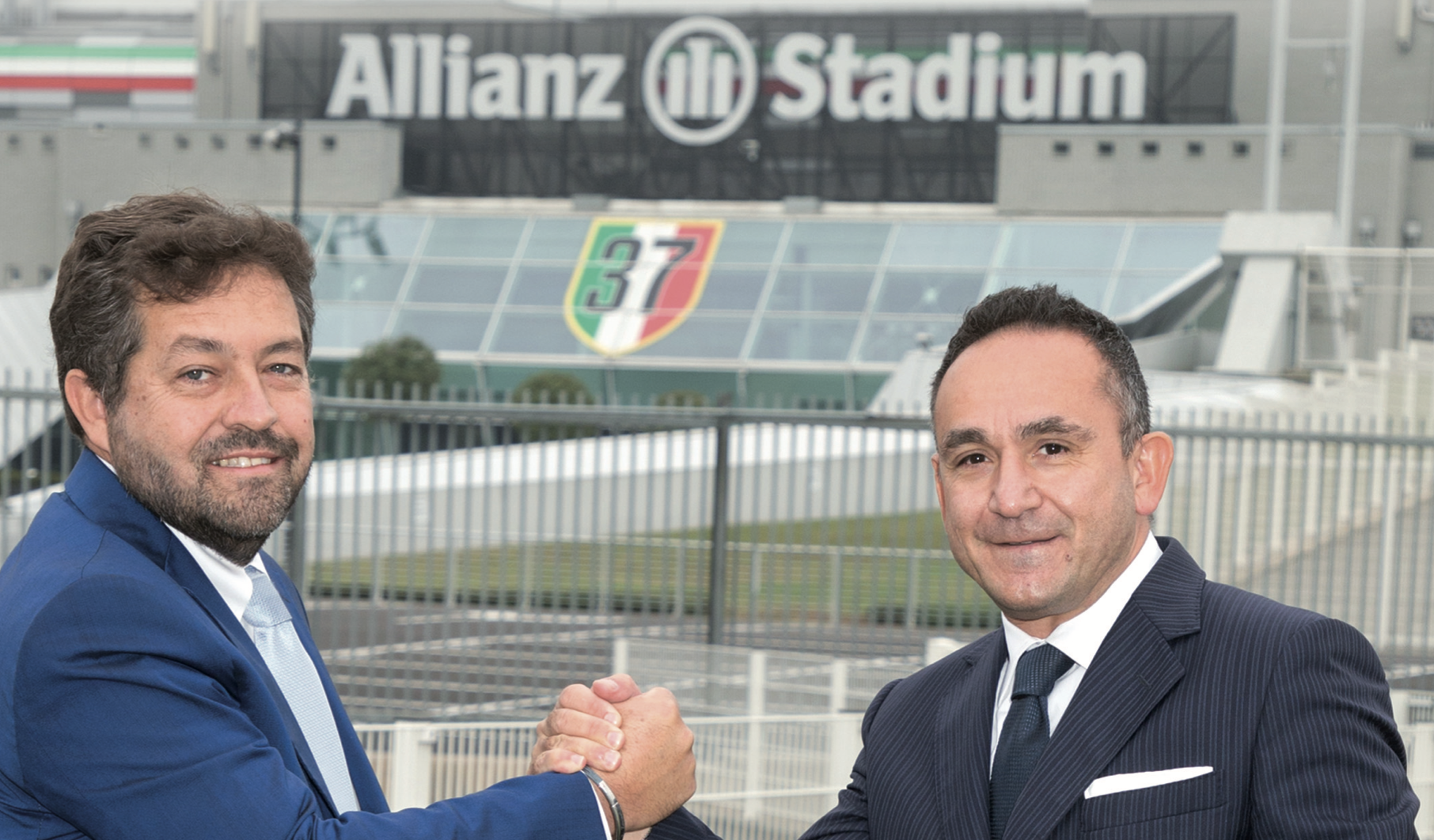Copertina articolo La forza di 72 anni complessivi di impegno al fianco dei clienti
